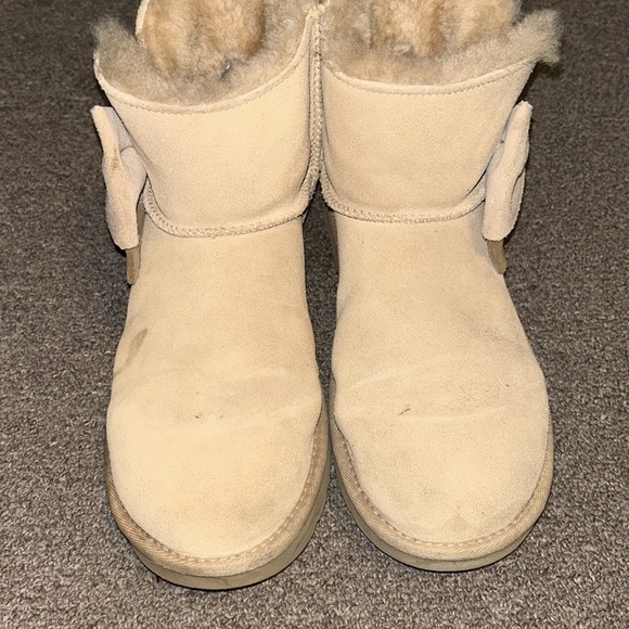 Ugg Classic Mini Two Tone Bow Suede Boots 9 US - Picture 4 of 10